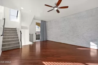 Photo #5: 6975048 Listing