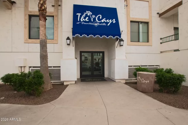 MLS: 6975118 Condo For Sale