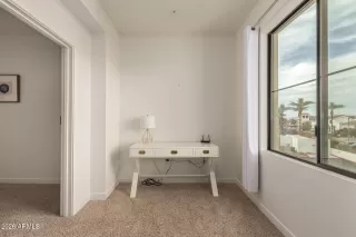 Photo #5: 6975118 Listing