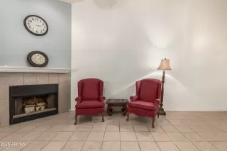 Photo #4: 6975166 Listing