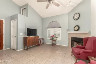 Photo #6: 6975166 Listing