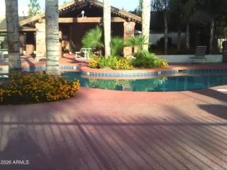 Photo #6: 6975290 Listing