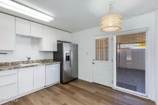 Photo #6: 6975451 Listing 