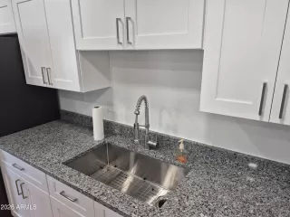 Photo #5: 6975490 Listing 