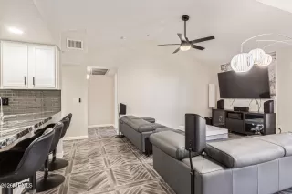 Photo #2: 6975585 Listing