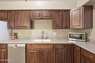 Photo #3: 6975713 Listing