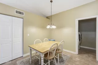 Photo #5: 6975713 Listing