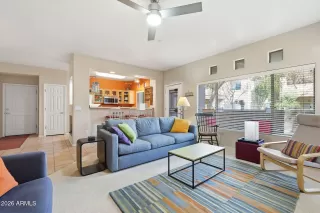 Photo #5: 6975736 Listing 