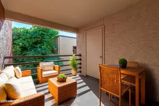 Photo #2: 6975814 Listing