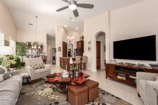 Photo #4: 6975842 Listing 