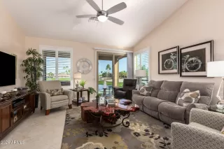 Photo #5: 6975842 Listing 