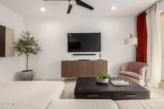 Photo #1: 6975864 Listing