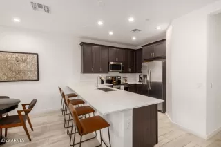 Photo #6: 6975864 Listing