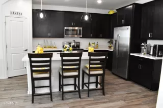 Photo #1: 6975996 Listing