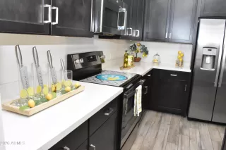 Photo #2: 6975996 Listing