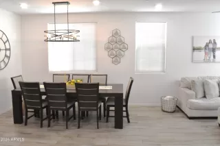 Photo #6: 6975996 Listing