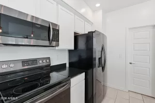 Photo #4: 6976150 Listing