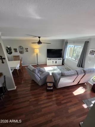 Photo #4: 6976275 Listing 