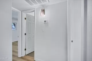 Photo #6: 6976348 Listing