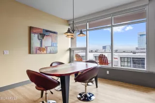 Photo #3: 6976364 Listing