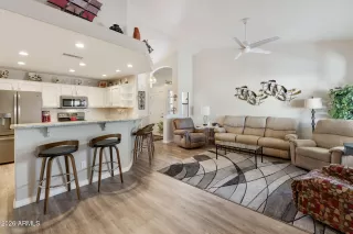 Photo #2: 6976397 Listing