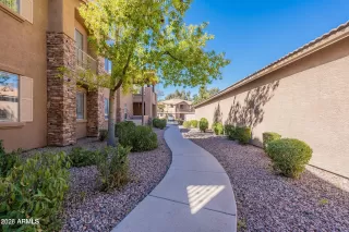 Photo #6: 6976525 Listing