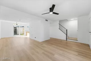 Photo #3: 6976544 Listing