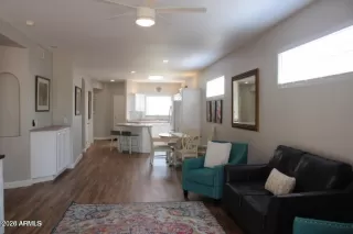 Photo #5: 6976567 Listing 