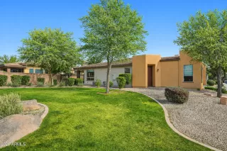 Photo #4: 6976741 Listing 