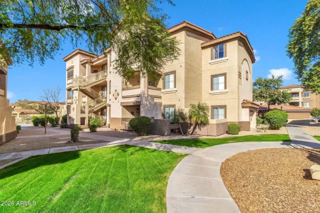 MLS: 6976769 Condo For Sale