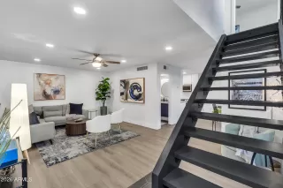 Photo #1: 6976836 Listing 