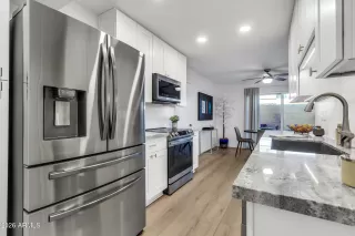 Photo #5: 6976836 Listing 