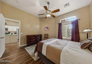 Photo #4: 6976870 Listing