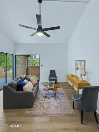 Photo #3: 6977083 Listing