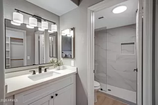 Photo #3: 6977187 Listing 