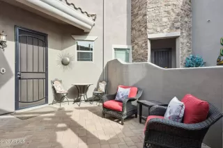 Photo #3: 6977265 Listing