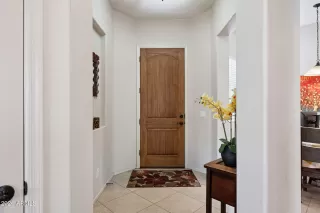 Photo #4: 6977265 Listing