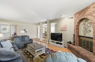 Photo #2: 6977572 Listing