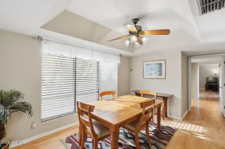 Photo #6: 6977572 Listing