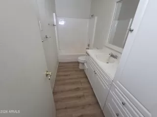 Photo #6: 6977574 Listing