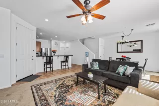 Photo #4: 6977729 Listing 