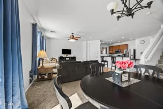 Photo #6: 6977729 Listing 