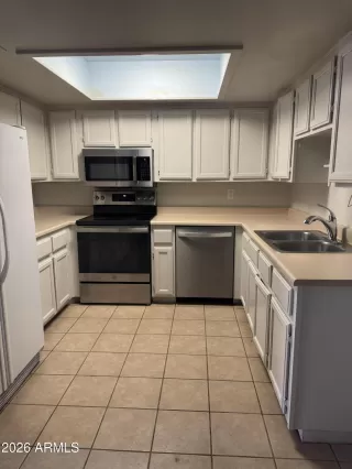 Photo #3: 6977747 Listing