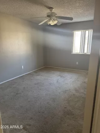 Photo #5: 6977747 Listing