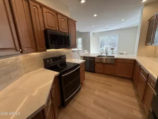 Photo #4: 6977752 Listing 