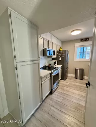 Photo #4: 6977760 Listing 