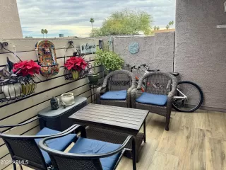 Photo #6: 6977760 Listing 