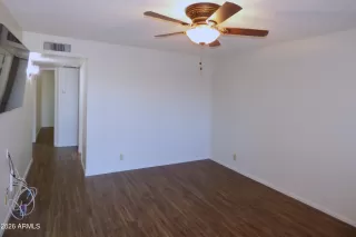 Photo #3: 6977791 Listing