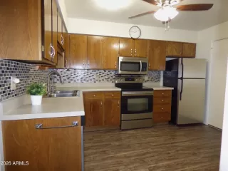 Photo #6: 6977791 Listing