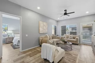 Photo #6: 6977808 Listing 